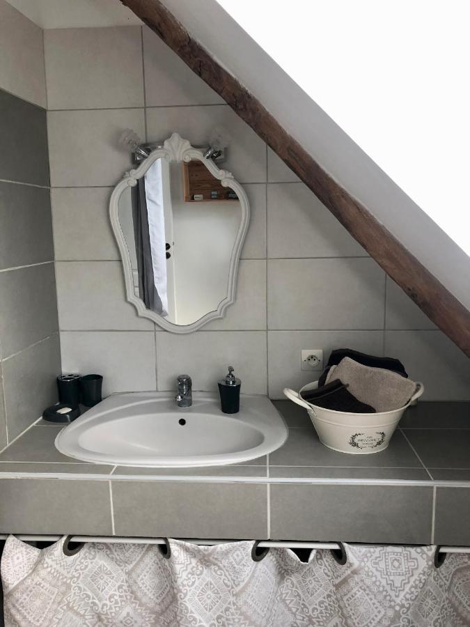 Apartament Chambre Double Avec Sdb Privee Au Milieu Des Champs Teloché Zewnętrze zdjęcie